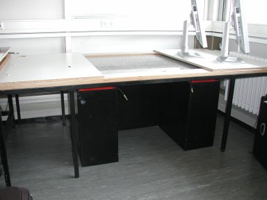 Photo 1 of Dr Glasmacher's table